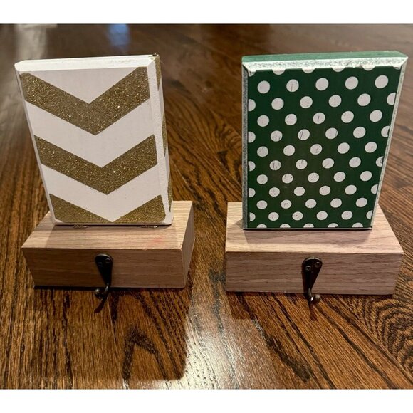 Christmas Stocking Holder Set 2 Solid Wood Hooks Mantle Green Gold Kids Heavy - Picture 1 of 8